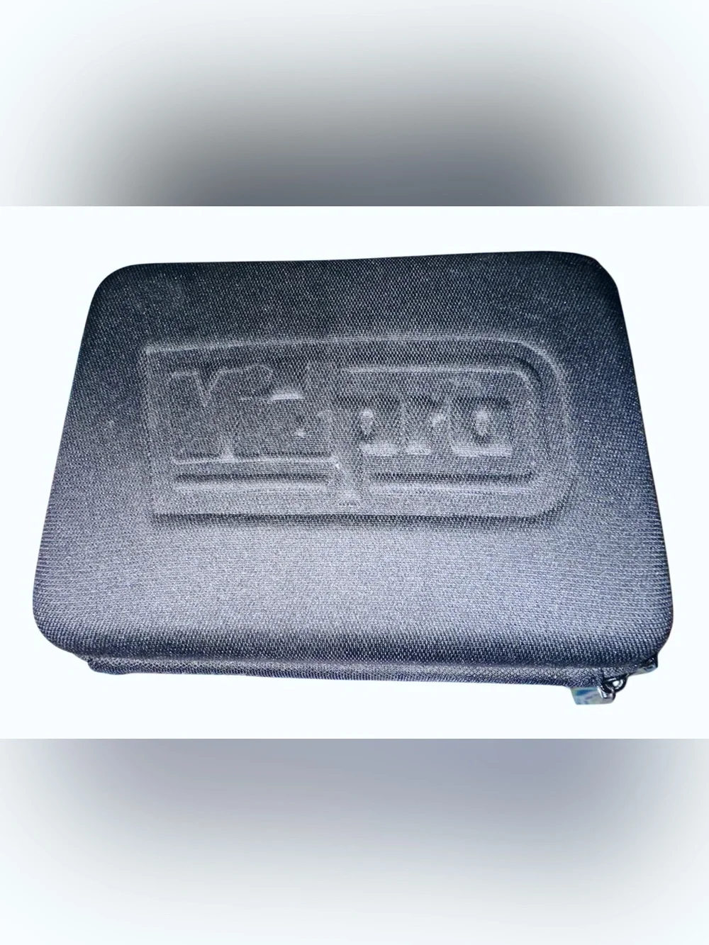GoPro HERO4 Silver Bundle Tested Works 3 Batteries Charger Case SD Card